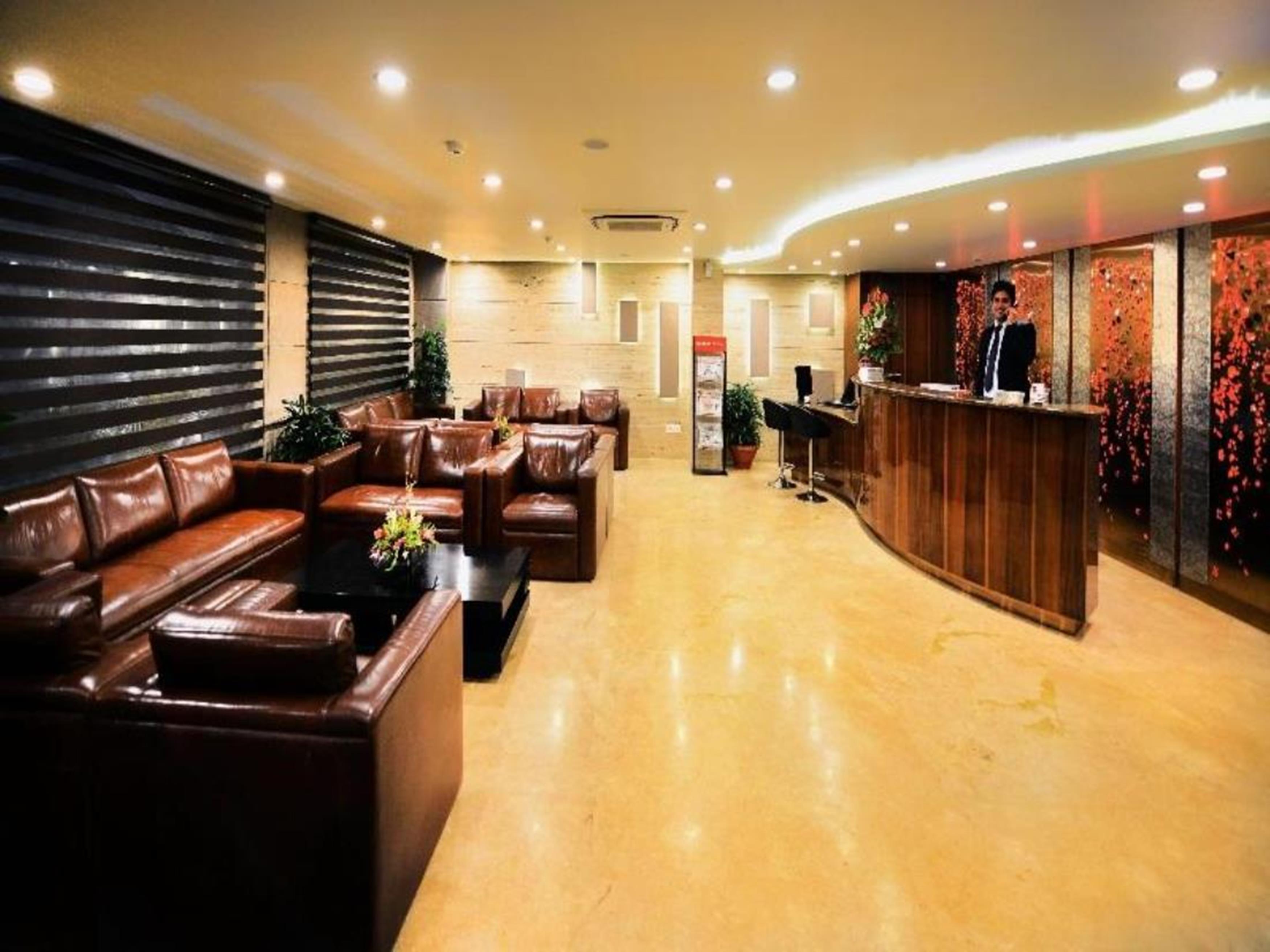Hotel Regent Grand Nova Deli Exterior foto