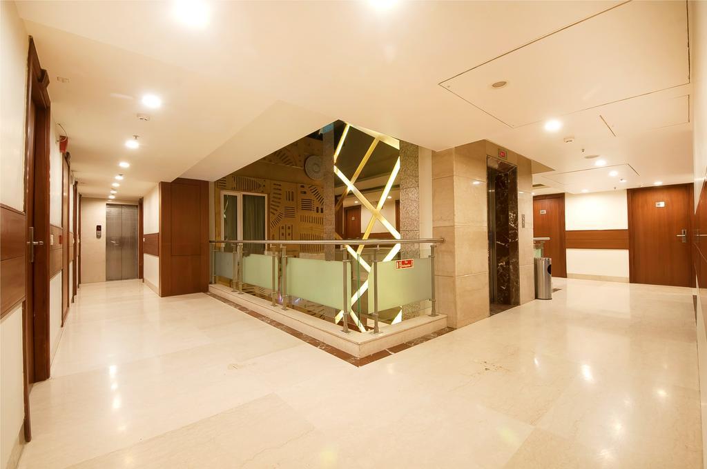 Hotel Regent Grand Nova Deli Exterior foto